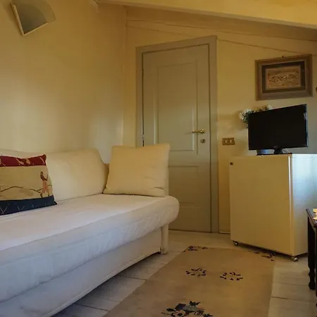Relais Dell'osso. La Loggia מלון אקווי טרמה
